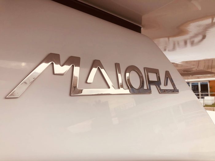 2011 Maiora 27 Yacht logo on side of boat